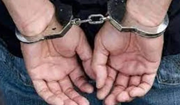 Jammu Kashmir: श्रीनगर में तीन ‘हाइब्रिड’ आतंकवादी गिरफ्तार, भारी मात्रा में हथियार बरामद